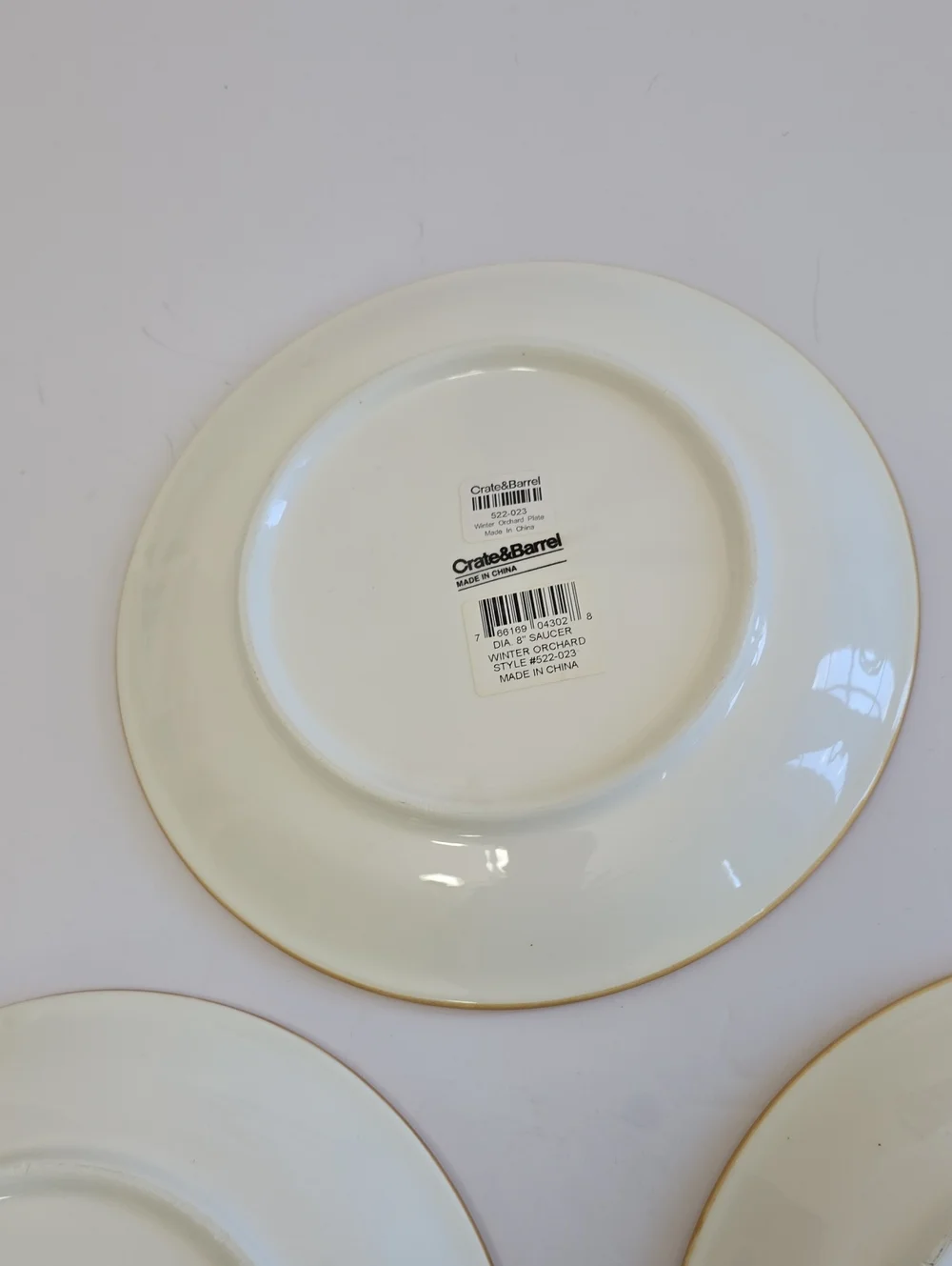 NWT Crate & Barrel Set Of 3 Winter Orchard Salad Saucer Plates 8